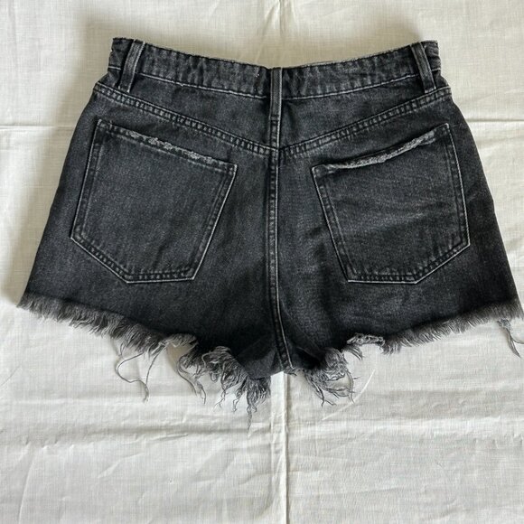 Zara Womens High Rise Denim Cutoff Shorts Size 6 Black Distressed Raw Hem Summer - Picture 2 of 16